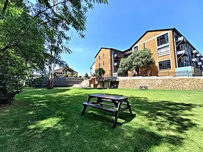 1 Bedroom Apartment For Sale in Johannesburg - XYPS.webp