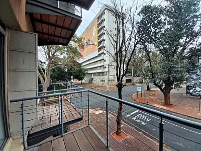 1 Bedroom Apartment For Sale in Johannesburg - img