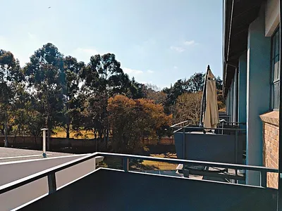 1 Bedroom Apartment To Rent in Johannesburg - pLPp.webp