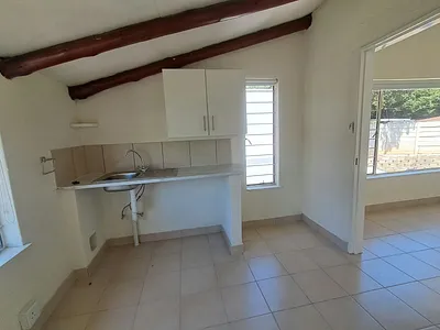 1 Bedroom Apartment To Rent in Randburg - p20r.webp