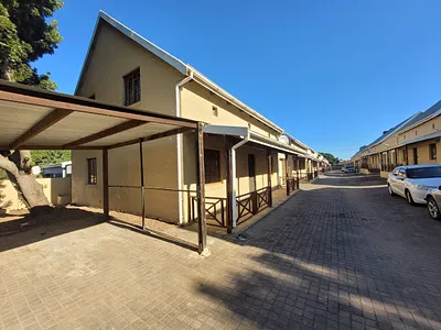 3 Bedroom Townhouse To Rent in Humansdorp - img