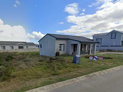 2 Bedroom House For Sale in Jeffreys Bay - pzSb.webp