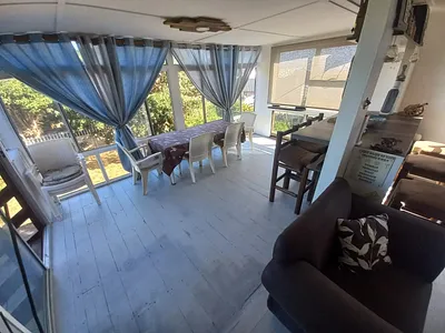 3 Bedroom Apartment To Rent in Jeffreys Bay - 1Fhm.webp