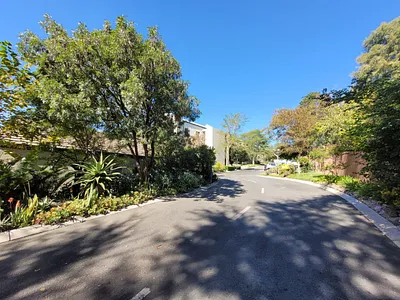 2 Bedroom Apartment For Sale in Sandton - atCe.webp