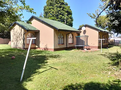 4 Bedroom House To Rent in Kempton Park - OYrW.webp