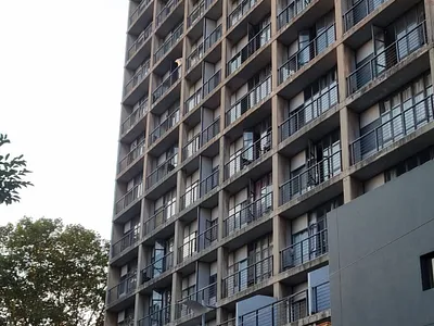 0.5 Bedroom Apartment To Rent in Johannesburg - 9Uap.webp