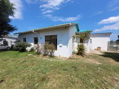 3 Bedroom House To Rent in Humansdorp - img