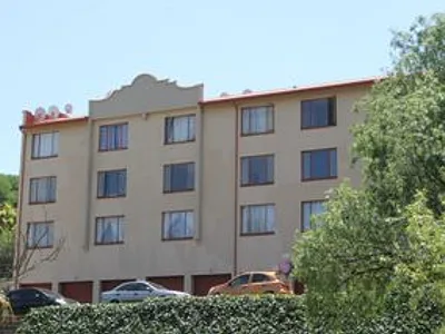 2 Bedroom Apartment For Sale in Roodepoort - PSmu.webp