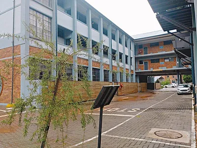 2 Bedroom Apartment For Sale in Johannesburg - vOdx.webp