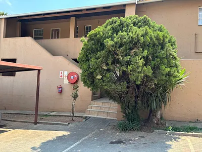 3 Bedroom Apartment For Sale in Roodepoort - ICtv.webp