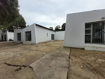 1 Bedroom Apartment To Rent in Humansdorp - Swhw.webp