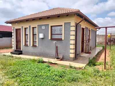 2 Bedroom House For Sale in Boksburg - XRCf.webp