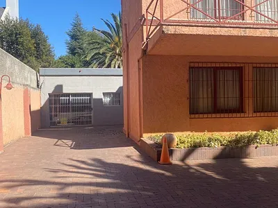 1 Bedroom Apartment To Rent in Johannesburg - Lf8a.webp