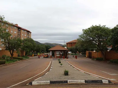 2 Bedroom Apartment To Rent in Pretoria - img