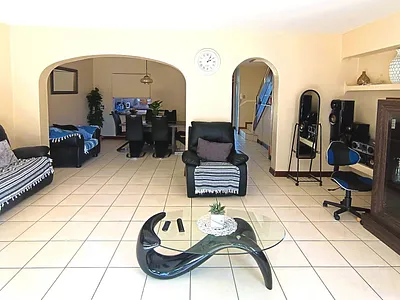 3 Bedroom Townhouse For Sale in Bloemfontein - vDGN.webp