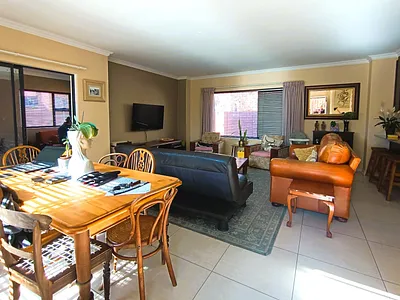 3 Bedroom Townhouse For Sale in Bloemfontein - vmXV.webp