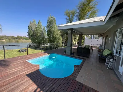 3 Bedroom House For Sale in Upington - ctvU.webp