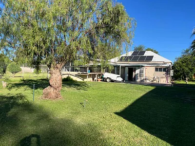 4 Bedroom House For Sale in Kanoneiland, Keimoes - img