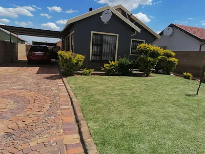 3 Bedroom House To Rent in Soweto - img