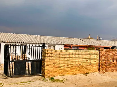 2 Bedroom House For Sale in Soweto - img