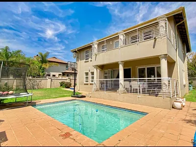 4 Bedroom House For Sale in Edenvale - wtFB.webp