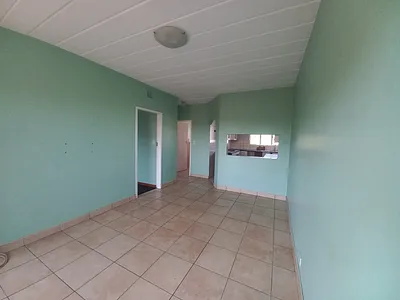 2 Bedroom Apartment For Sale in Kempton Park - e6KS.webp