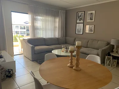 1 Bedroom Apartment For Sale in Edenvale - ujCH.webp