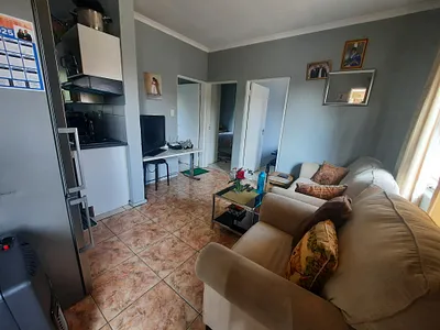 2 Bedroom Apartment For Sale in Edenvale - Eyfa.webp