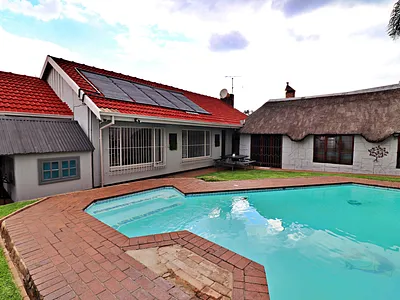 3 Bedroom House For Sale in Germiston - 6nko.webp