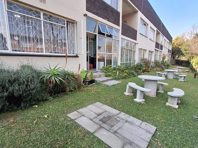 2 Bedroom Apartment For Sale in Edenvale - kUPC.webp