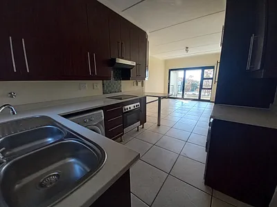 2 Bedroom Apartment To Rent in Edenvale - img
