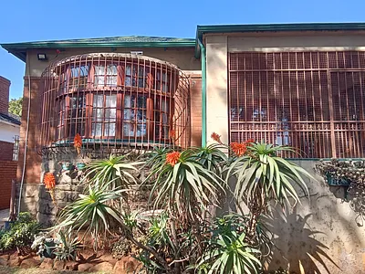 3 Bedroom House For Sale in Johannesburg - img