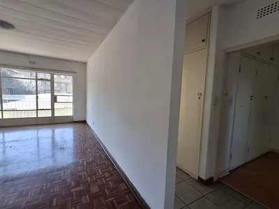 2 Bedroom Apartment For Sale in Kempton Park - 8HfG.webp