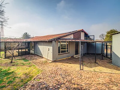 4 Bedroom House For Sale in Boksburg - 6fwO.webp