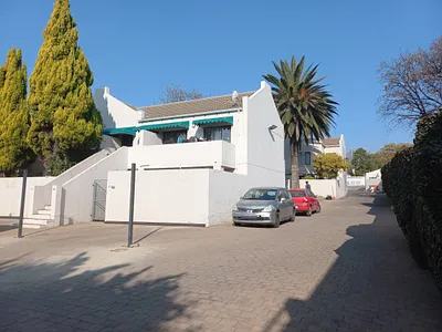 1 Bedroom Apartment For Sale in Sandton - iUem.webp