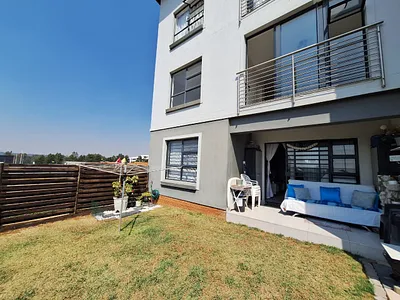 3 Bedroom Apartment For Sale in Sandton - xLrS.webp