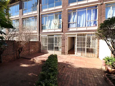 2 Bedroom Apartment For Sale in Boksburg - 1qjz.webp