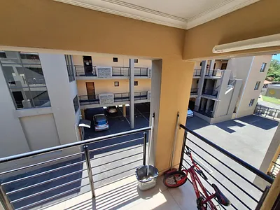 2 Bedroom Apartment For Sale in Edenvale - jtWv.webp