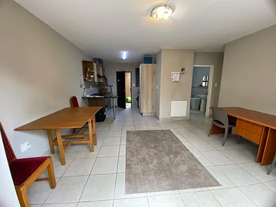 2 Bedroom Townhouse For Sale in Germiston - img