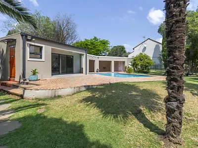 2 Bedroom Apartment For Sale in Edenvale - 7UiV.webp