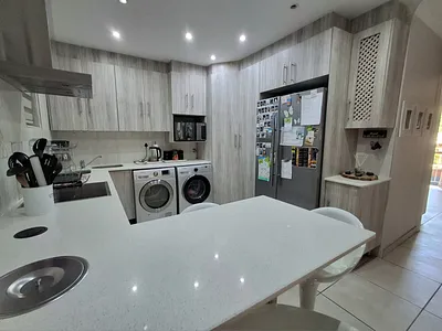 2 Bedroom Apartment For Sale in Pretoria - ARoY.webp