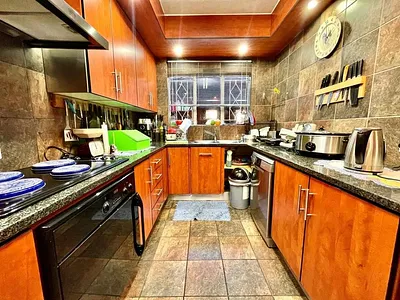 2 Bedroom Townhouse For Sale in Alberton - 1CM5.webp
