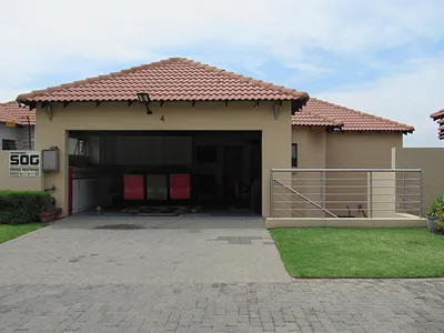 3 Bedroom House For Sale in Alberton - mnJn.webp