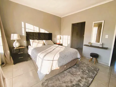 3 Bedroom Townhouse For Sale in Alberton - UudE.webp