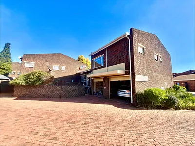 3 Bedroom Townhouse For Sale in Alberton - g6x9.webp