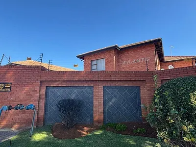 3 Bedroom Townhouse For Sale in Alberton - img