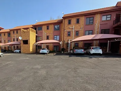 2 Bedroom Townhouse For Sale in Alberton - zl2s.webp