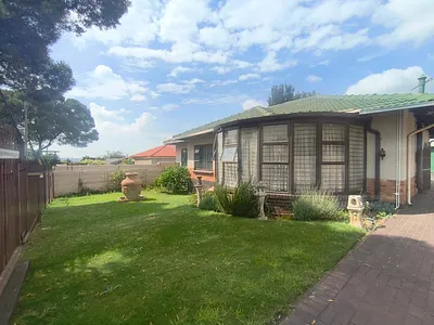 3 Bedroom House For Sale in Alberton - kaIQ.webp