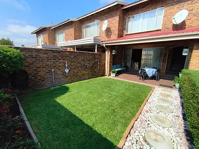 2 Bedroom Townhouse For Sale in Alberton - img