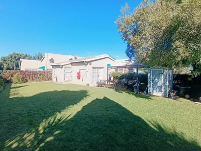 3 Bedroom Townhouse For Sale in Alberton - img
